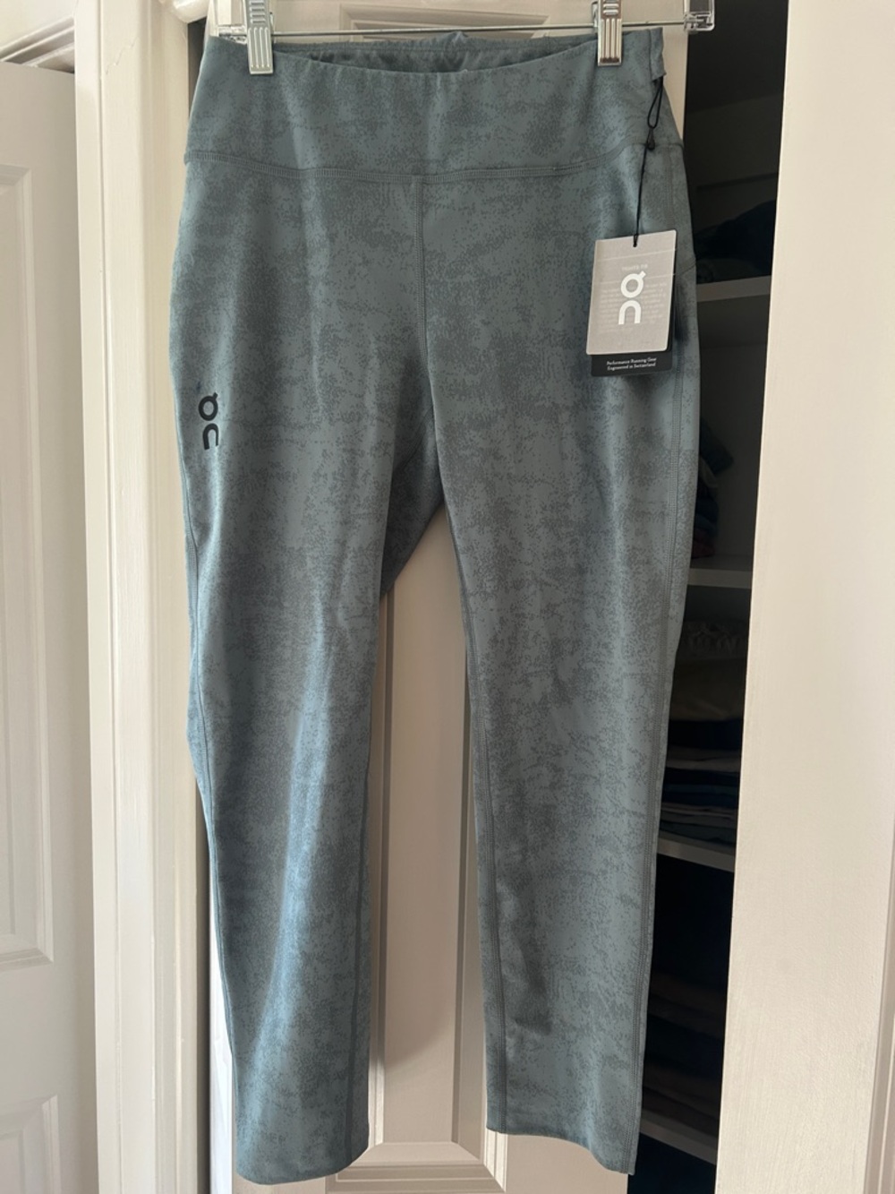 On Running Kids' Green Patterned Performance Leggings